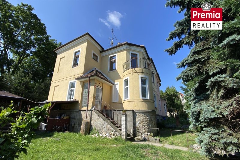 Rodinný dům 6+2 k prodeji